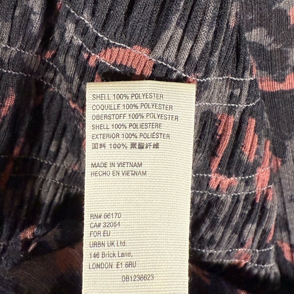 Free People Dark Romance Babydoll Tunic in Dark Combo, Sz XS, M44 - Picture 11 of 11